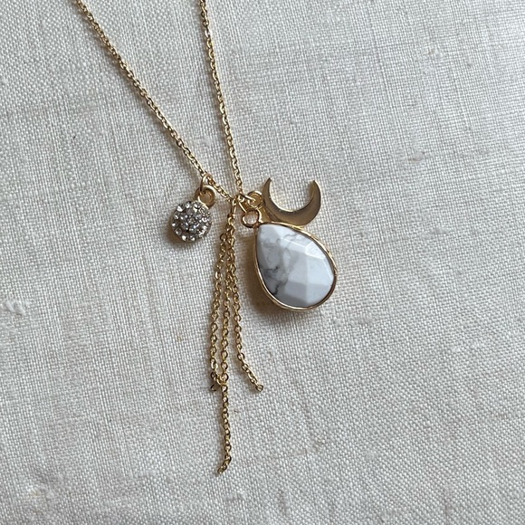 Charm Necklace, Moon, semiprecious drop, chain - Picture 3 of 5